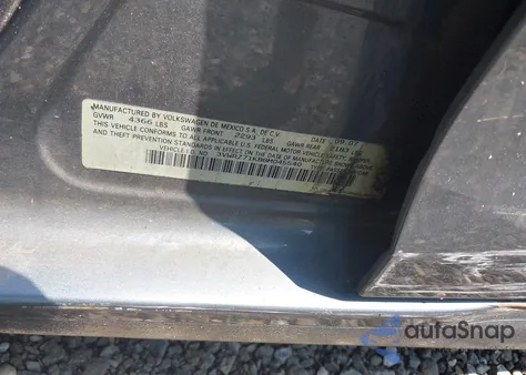 2008 Volkswagen Jetta Se/Sel from USA, damaged, VIN 3VWRZ71K88M045540